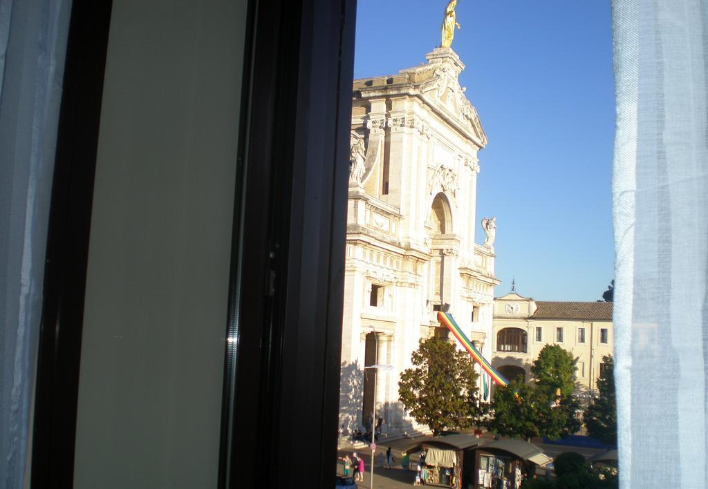 Piazza Degli Angeli Hotel Assisi Værelse billede