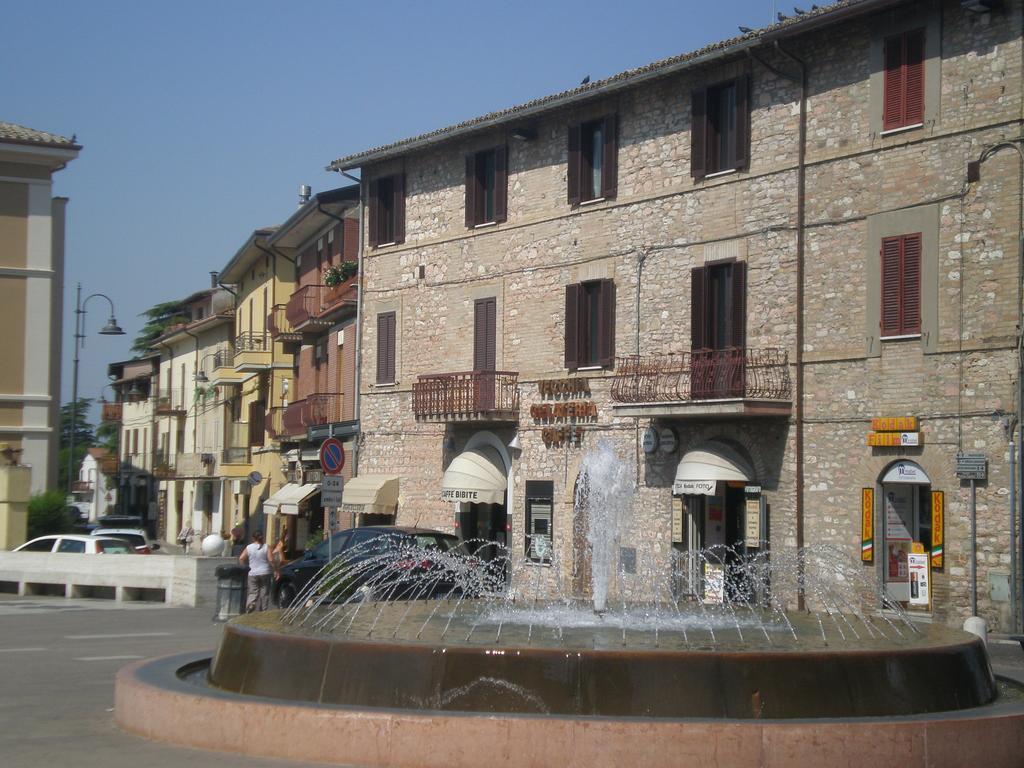 Piazza Degli Angeli Hotel Assisi Eksteriør billede