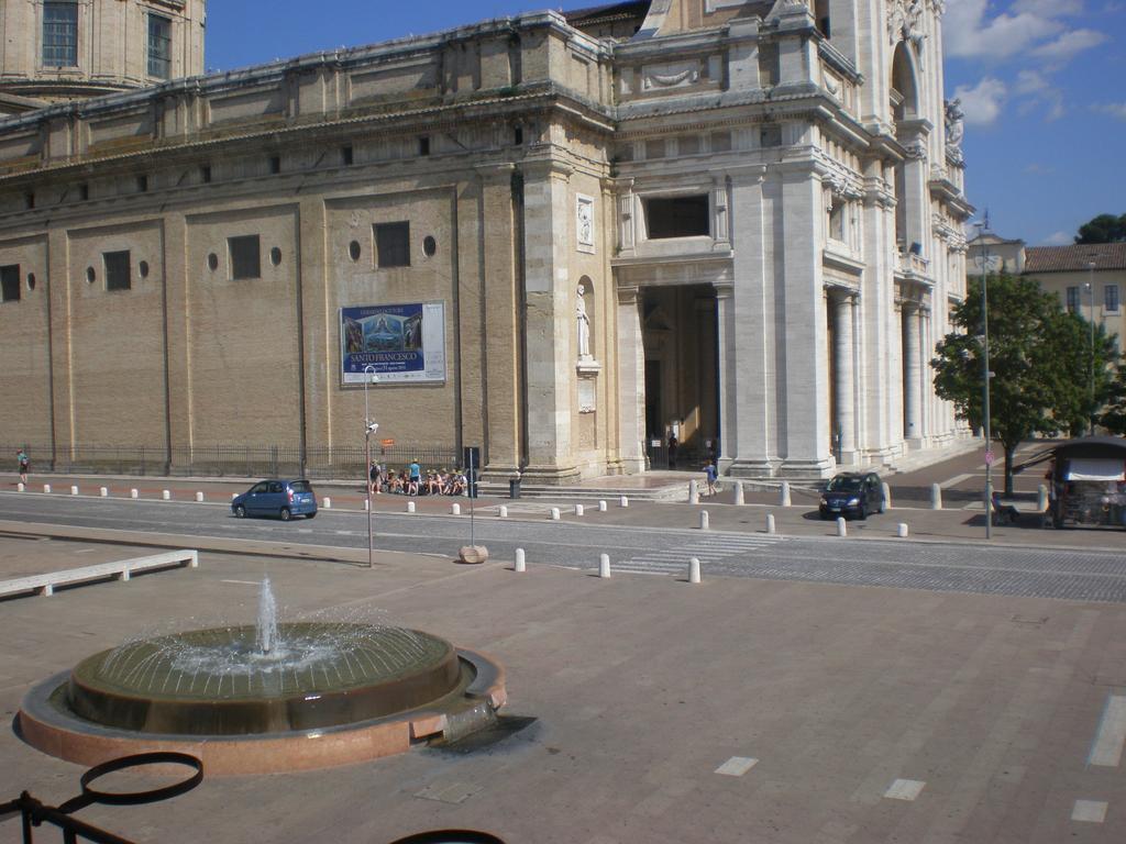 Piazza Degli Angeli Hotel Assisi Eksteriør billede