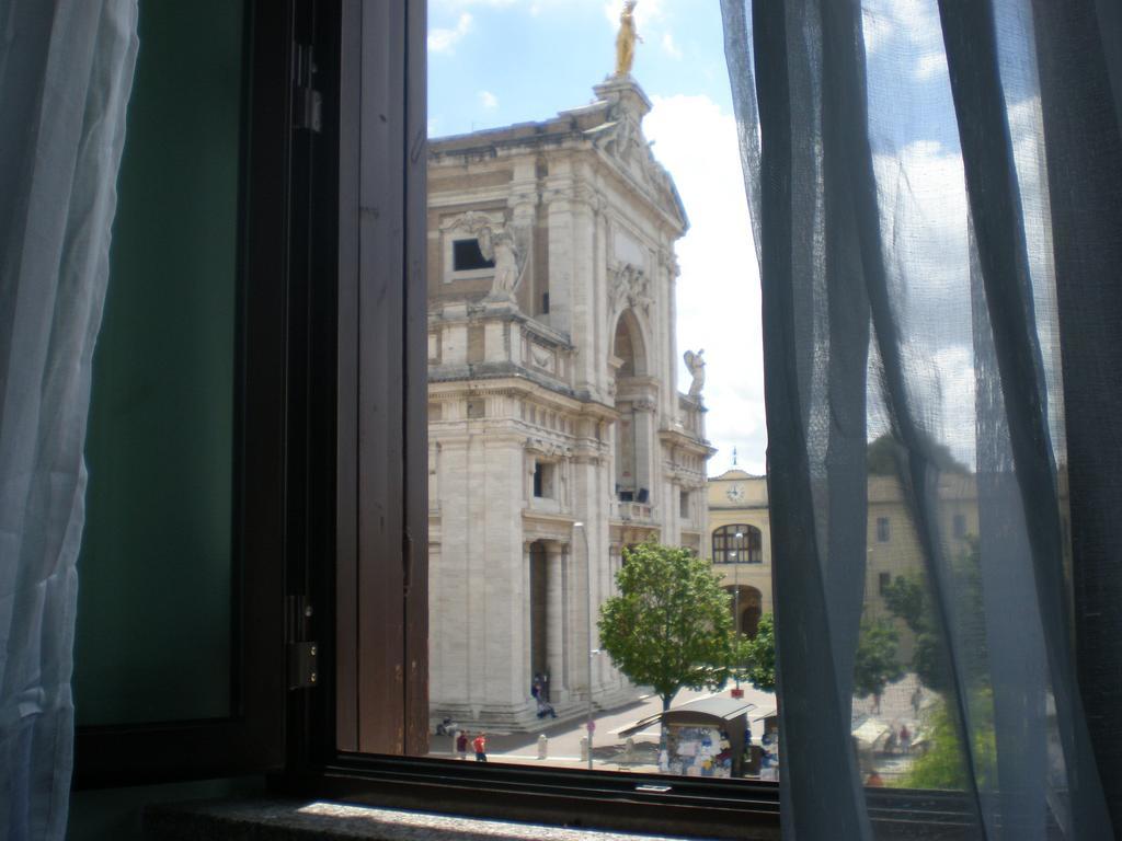 Piazza Degli Angeli Hotel Assisi Værelse billede