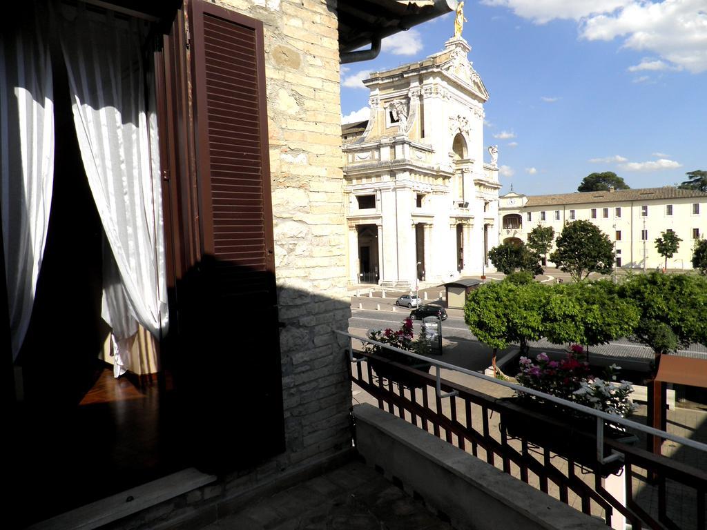 Piazza Degli Angeli Hotel Assisi Eksteriør billede