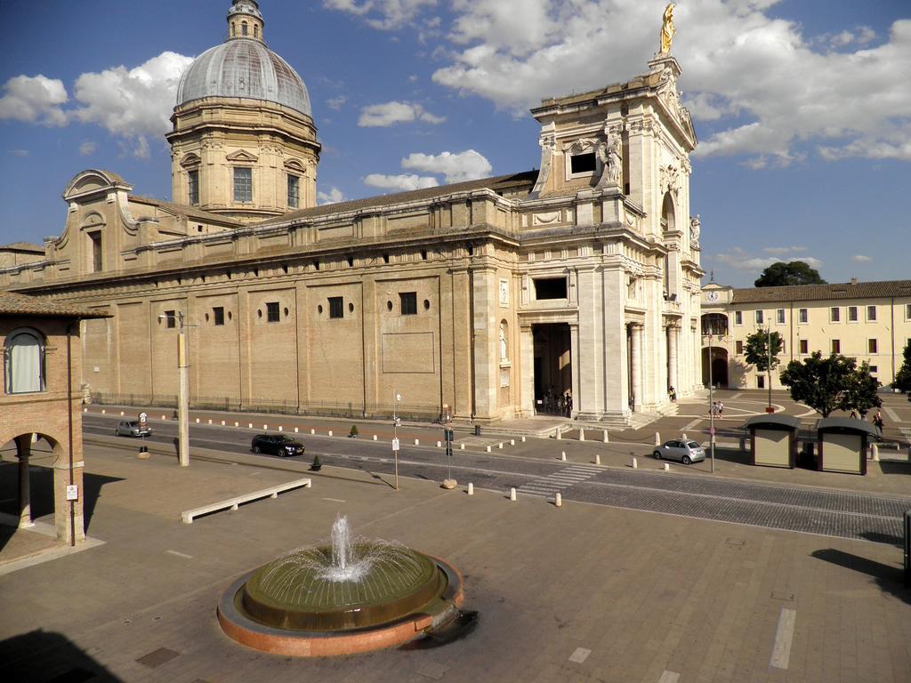 Piazza Degli Angeli Hotel Assisi Eksteriør billede
